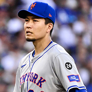 【超レア・正規品】本田圭佑 2010代表 オーセンティック デンマーク戦 M 即決 送料無料 サッカー 日本代表 サムライブルー 本田圭佑