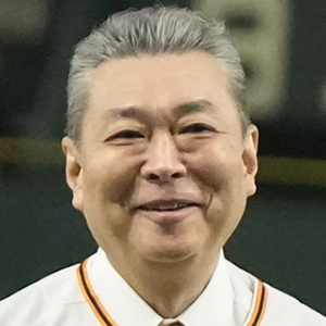 吉村誠之助騎手 JRA初勝利記念直筆サイン色紙 当選品 貴重 希少 - メルカリ
