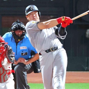 東北楽天ゴールデンイーグルス 古謝 樹 選手情報 プロ野球