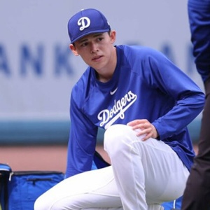 東京ヤクルトスワローズ 赤羽 由紘 選手情報 プロ野球｜スポーツ情報は