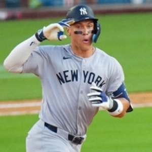 アトランタ・ブレーブス オースティン・ライリー 選手情報 MLB