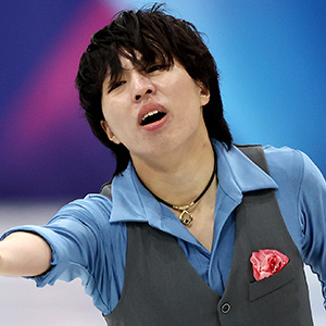 フィギュアのお寿司のご褒美に「僕もお寿司たべれます？」3つのメダル