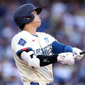 激安商品 アビスパ福岡 ユニフォーム2023 紺野和也 サイズO avispa