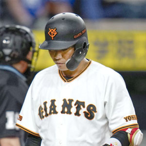 桐蔭学園高校サッカー部ユニフォーム＆チームジャージ　スパッツ付　L 高校　大学 桐蔭学園高校サッカー部ユニフォーム＆チームジャージ スパッツ付 L
